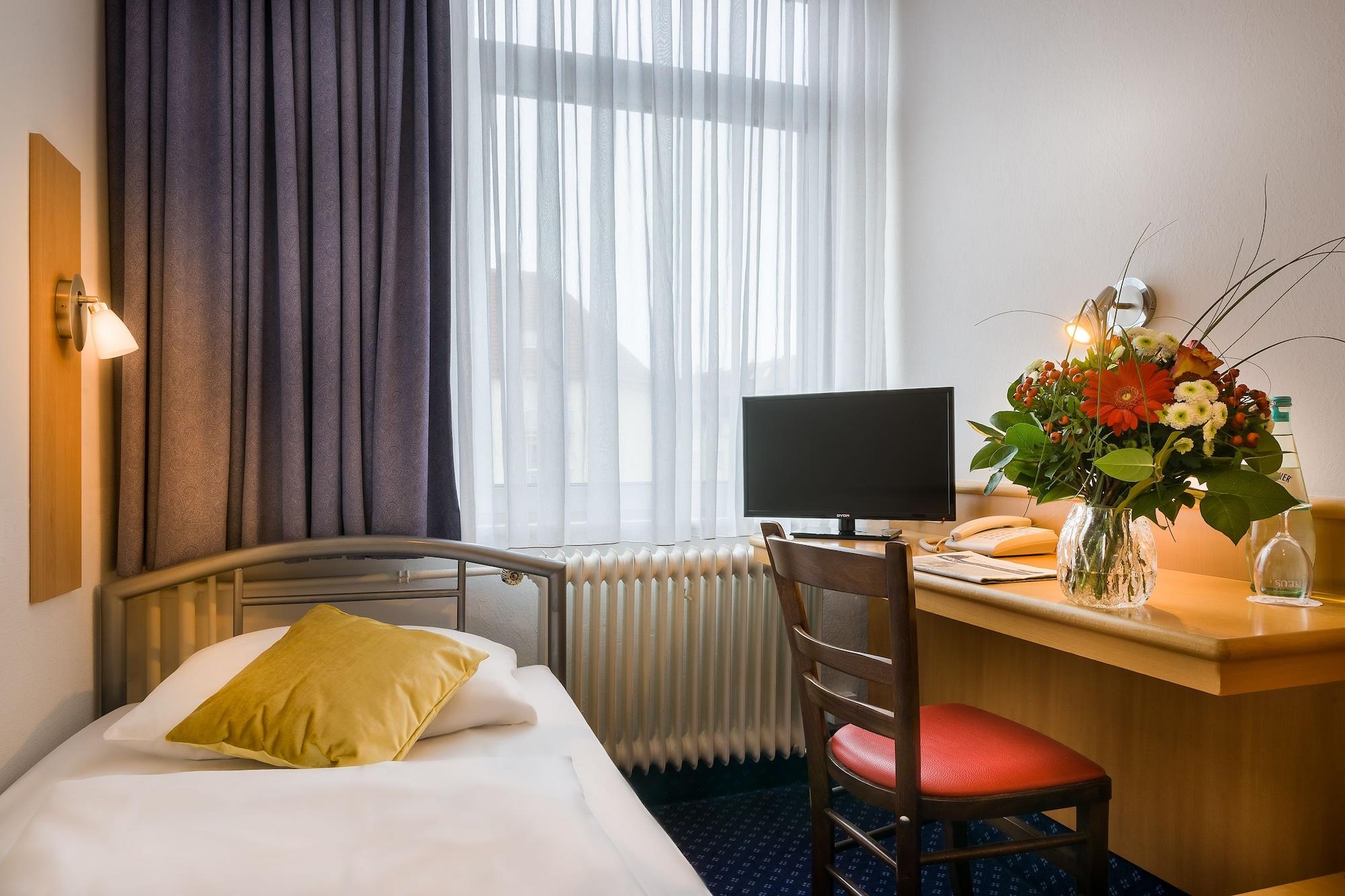 Scope Hotel Greif カールスルーエ エクステリア 写真