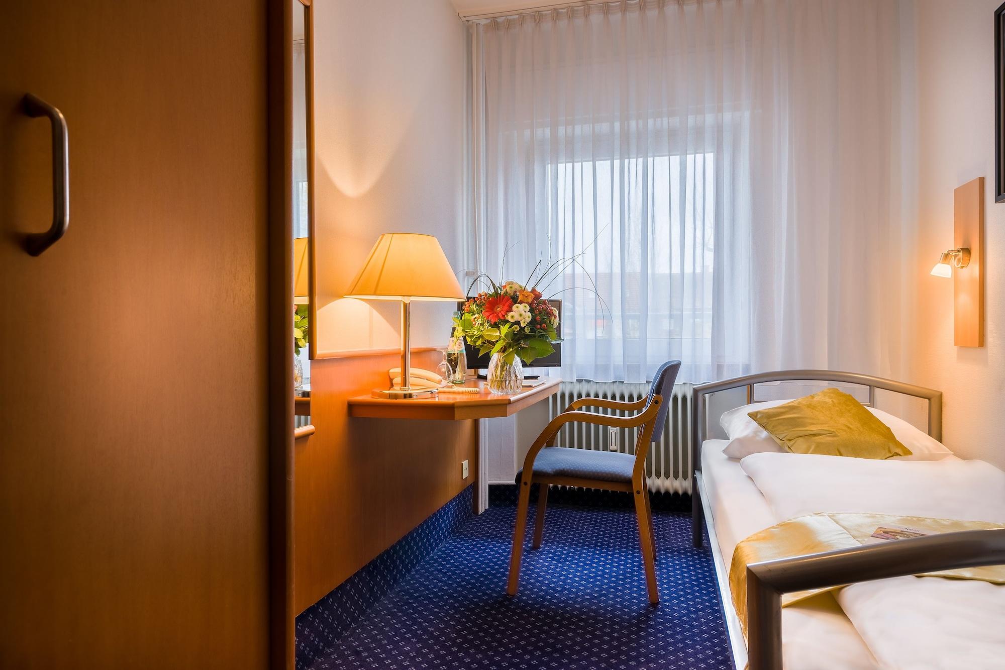 Scope Hotel Greif カールスルーエ エクステリア 写真