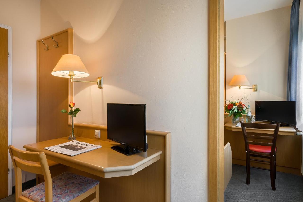 Scope Hotel Greif カールスルーエ エクステリア 写真